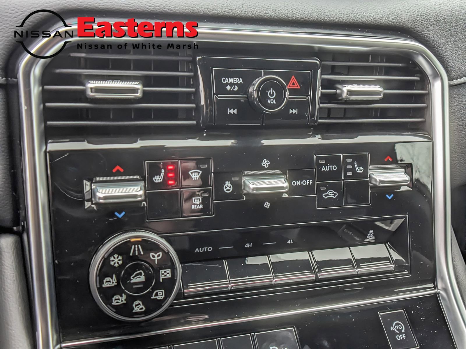 New 2026 Nissan Armada SL w/ Captain's Chari Seat Package image 20