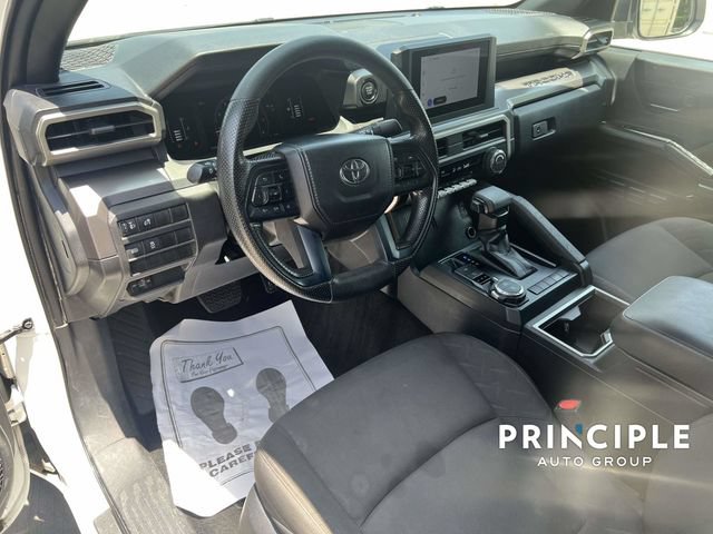 Used 2024 Toyota Tacoma SR5 AWD/4WD image 13