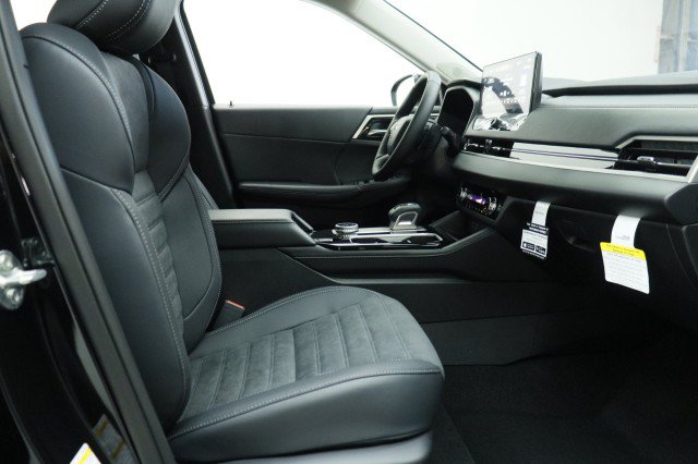 New 2026 Mitsubishi Outlander SE FWD image 17