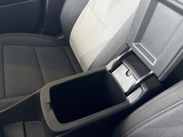 Used 2025 Chevrolet Trax LS image 21