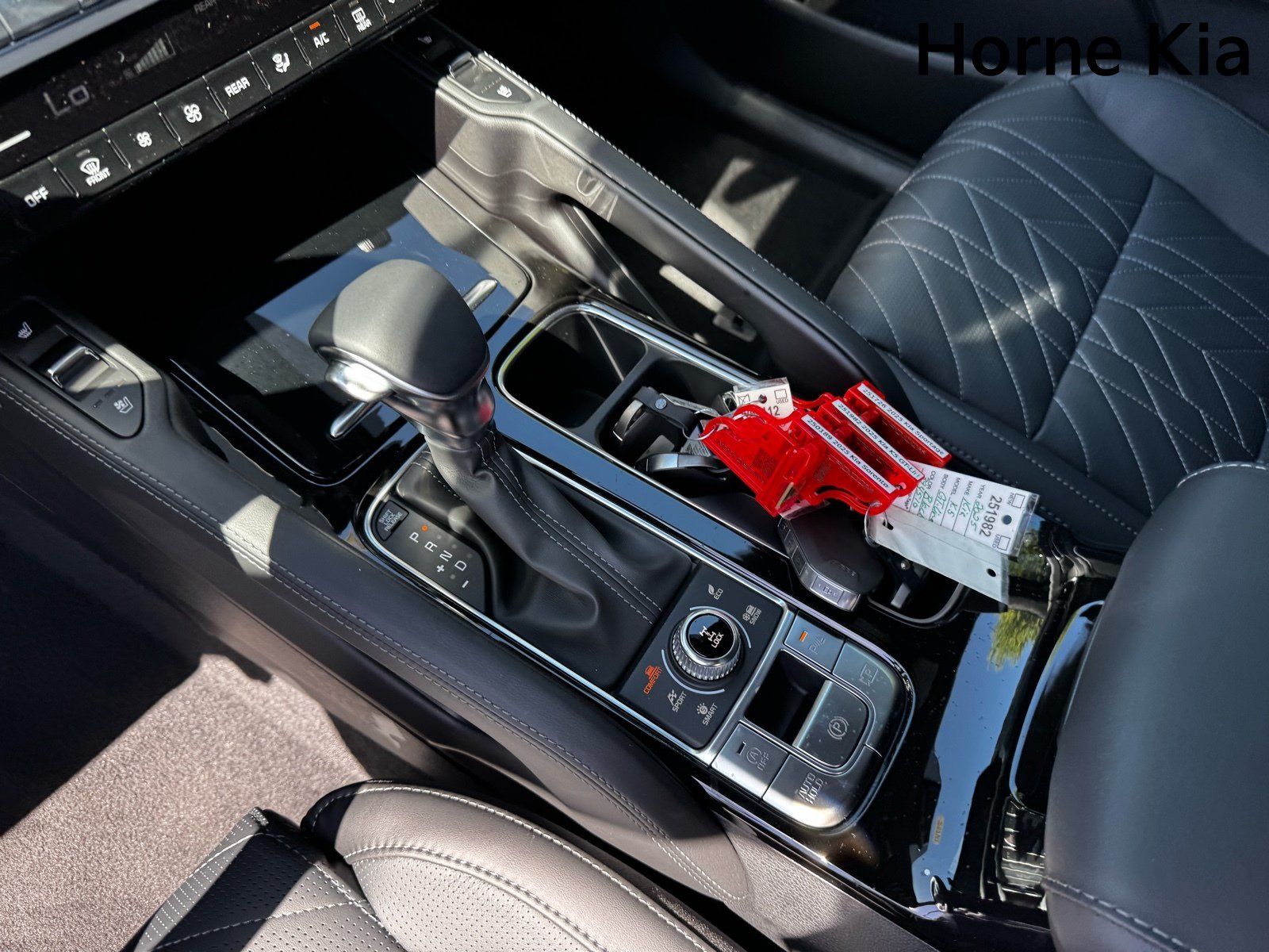 New 2025 Kia Telluride SX Prestige X-Line AWD/4WD image 18
