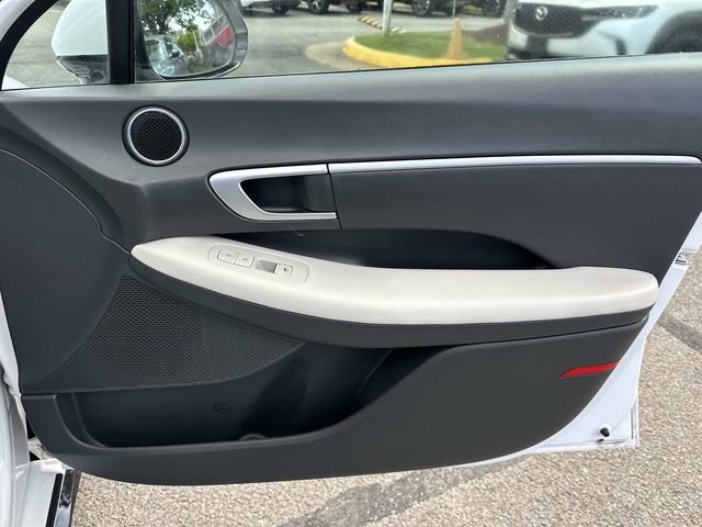 Used 2025 Hyundai Sonata SEL FWD image 9