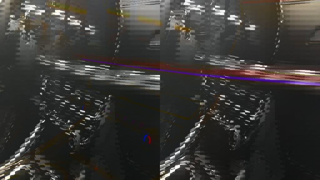 Used 2024 Chevrolet Traverse RS image 35