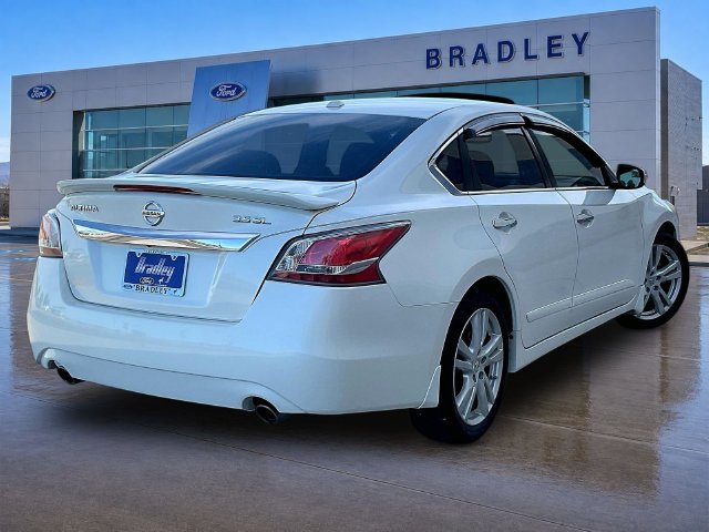 Used 2015 Nissan Altima 3.5 SL FWD image 7