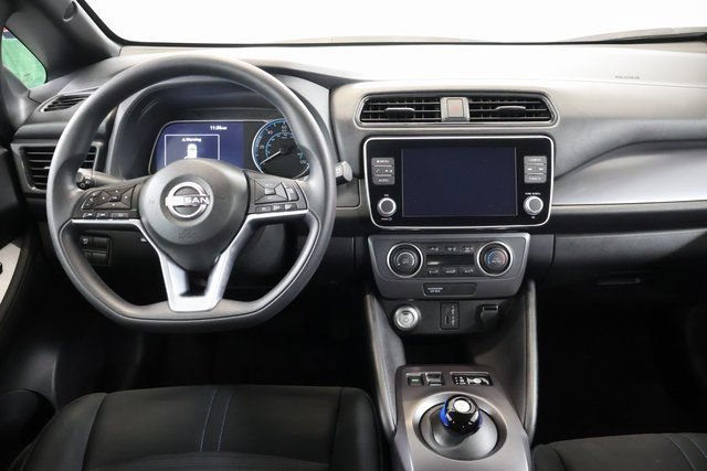Used 2025 Nissan Leaf S FWD image 12