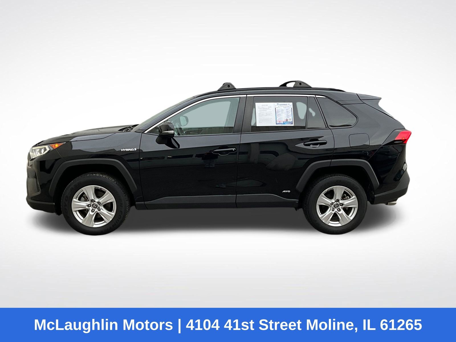 Used 2021 Toyota RAV4 XLE w/ XLE Grade Weather Package image 14