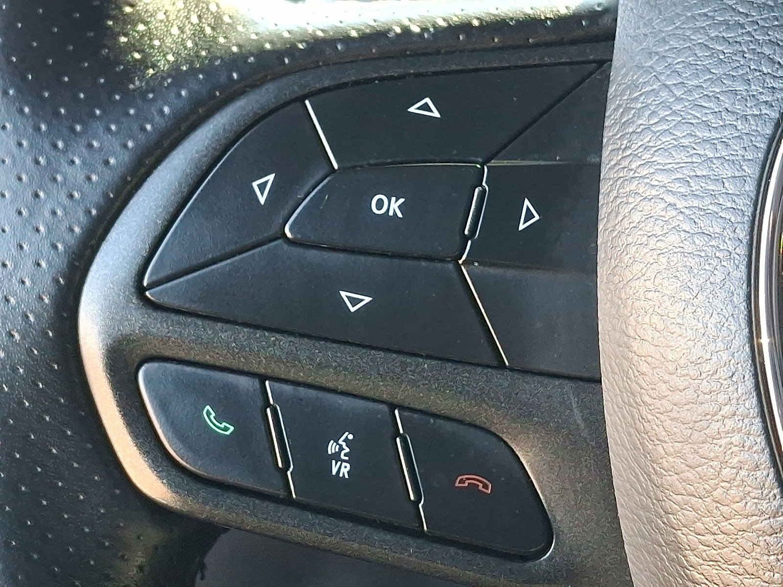 Used 2021 Dodge Challenger GT w/ Plus Package image 22