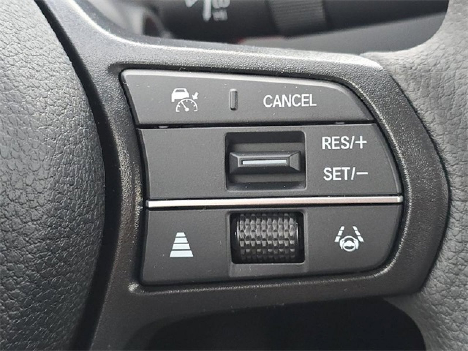 New 2025 Honda Accord LX image 28