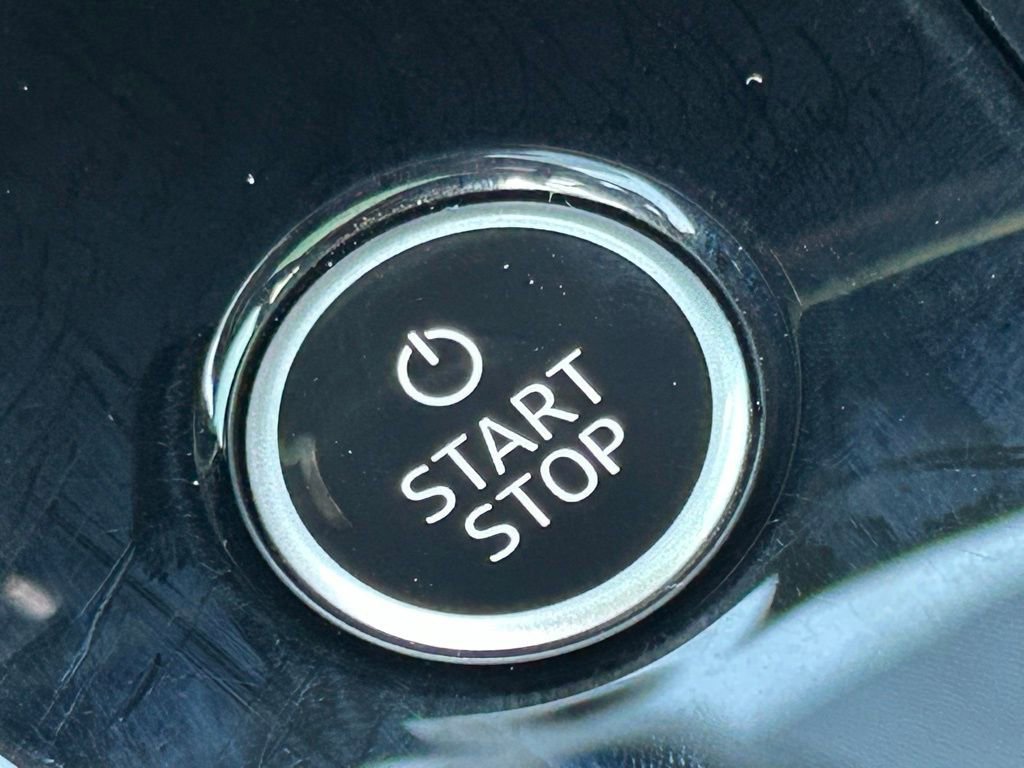 Used 2024 Audi Q4 e-tron Premium w/ Convenience Package image 32