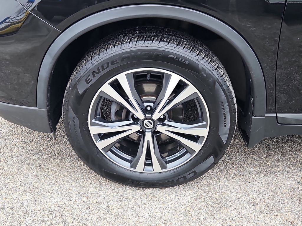 Used 2017 Nissan Rogue SL image 7