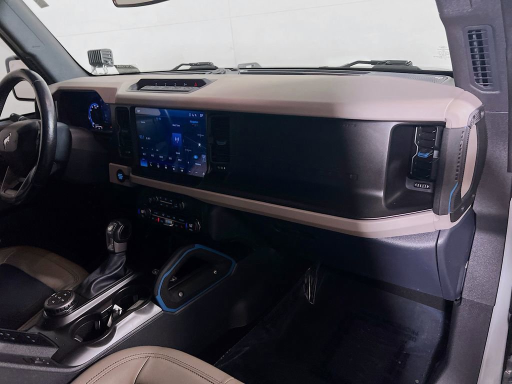 Used 2023 Ford Bronco Wildtrak AWD/4WD image 25