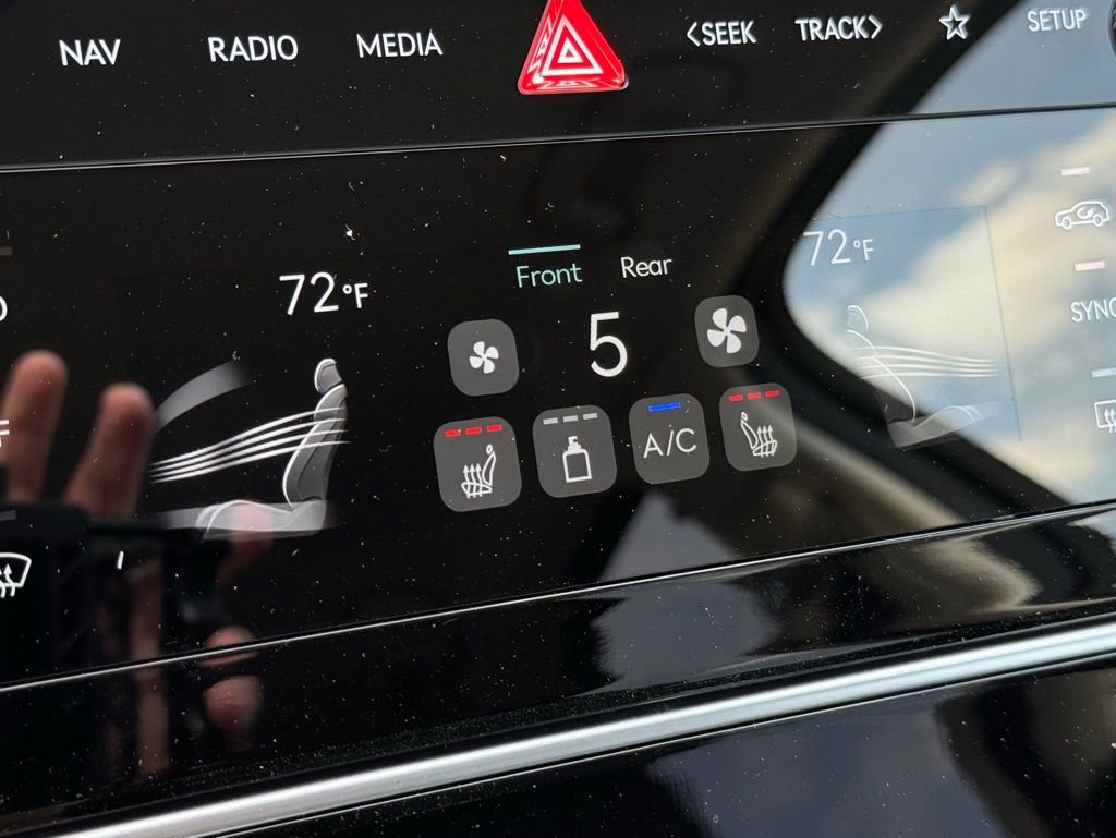 Used 2025 Genesis GV80 2.5T Standard image 31