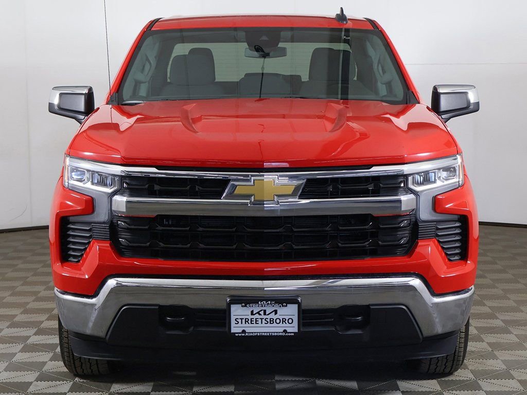 Used 2025 Chevrolet Silverado 1500 LT image 10