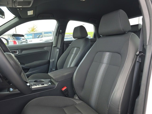 Used 2025 Honda Civic Sport image 13