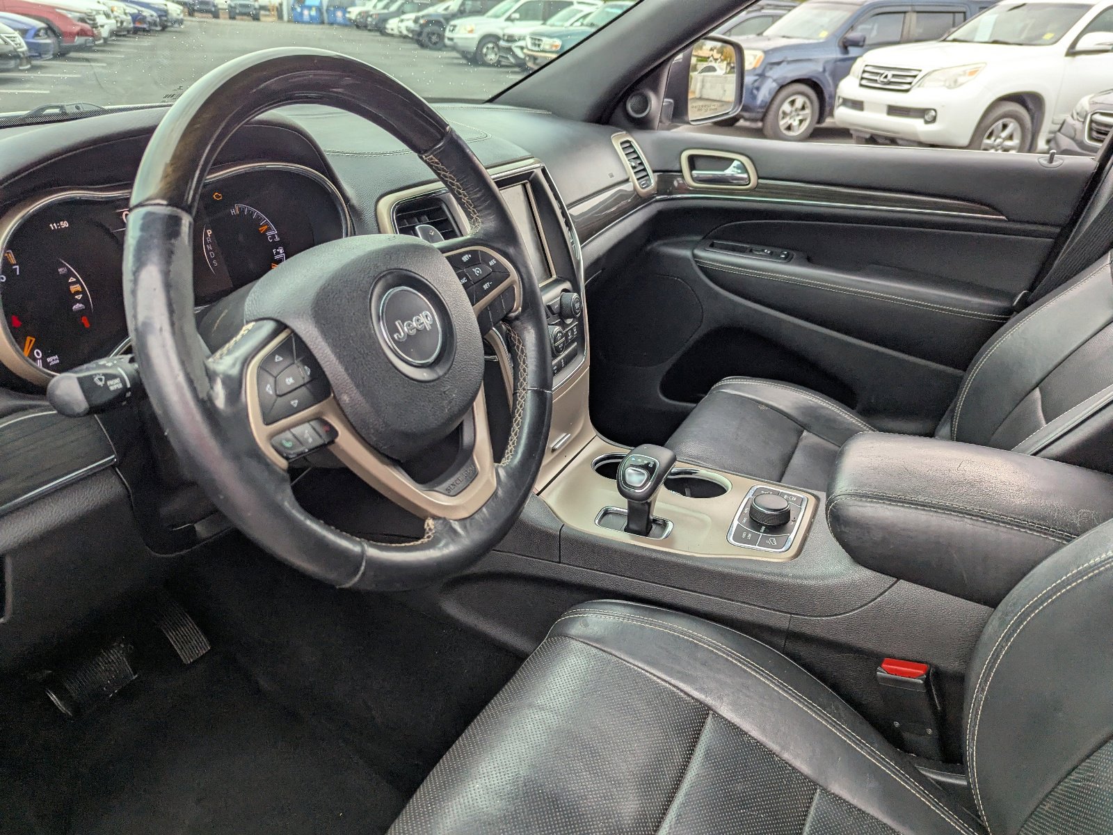 Used 2014 Jeep Grand Cherokee Overland image 25