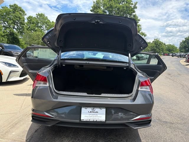 Used 2023 Hyundai Elantra SEL FWD image 11