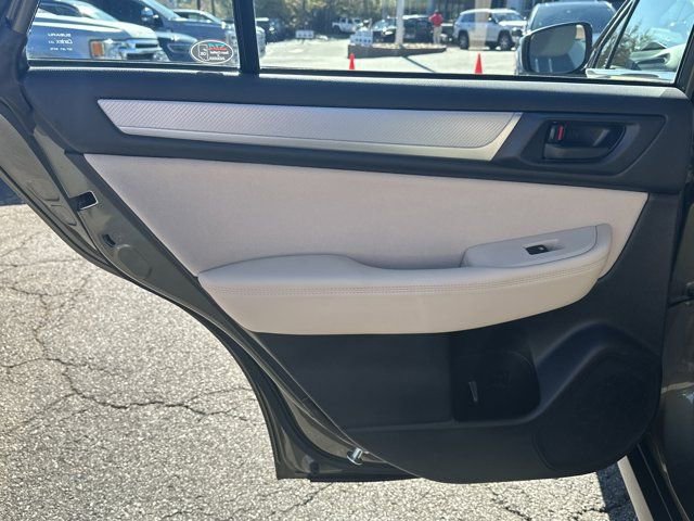 Used 2019 Subaru Outback 2.5i image 22