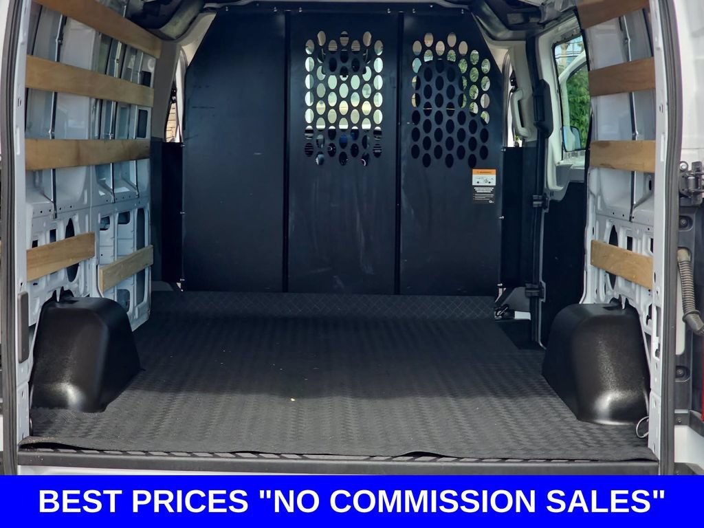 Used 2025 Ford Transit 250 Low Roof RWD image 12