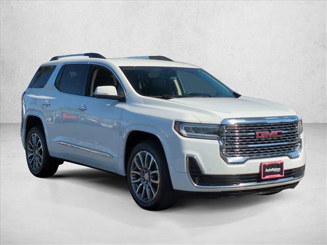 Used 2023 GMC Acadia Denali image 3