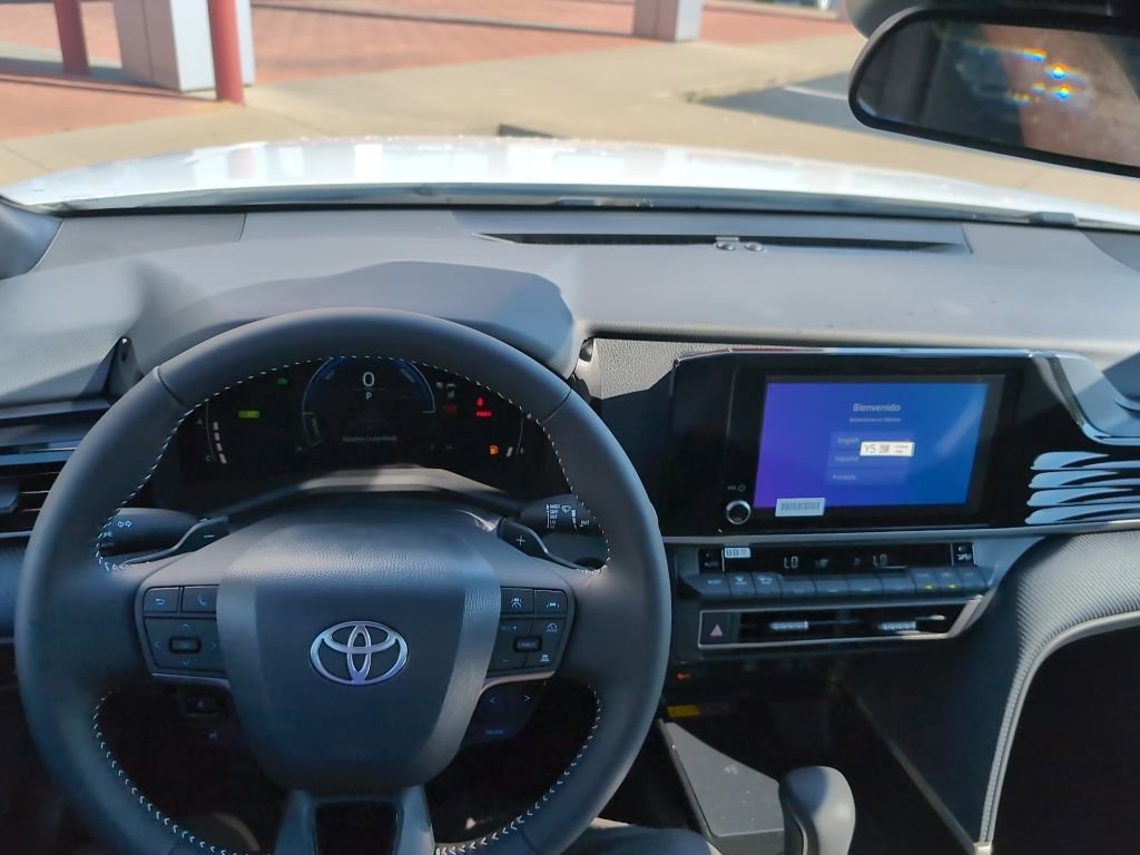 Used 2026 Toyota Camry LE image 11