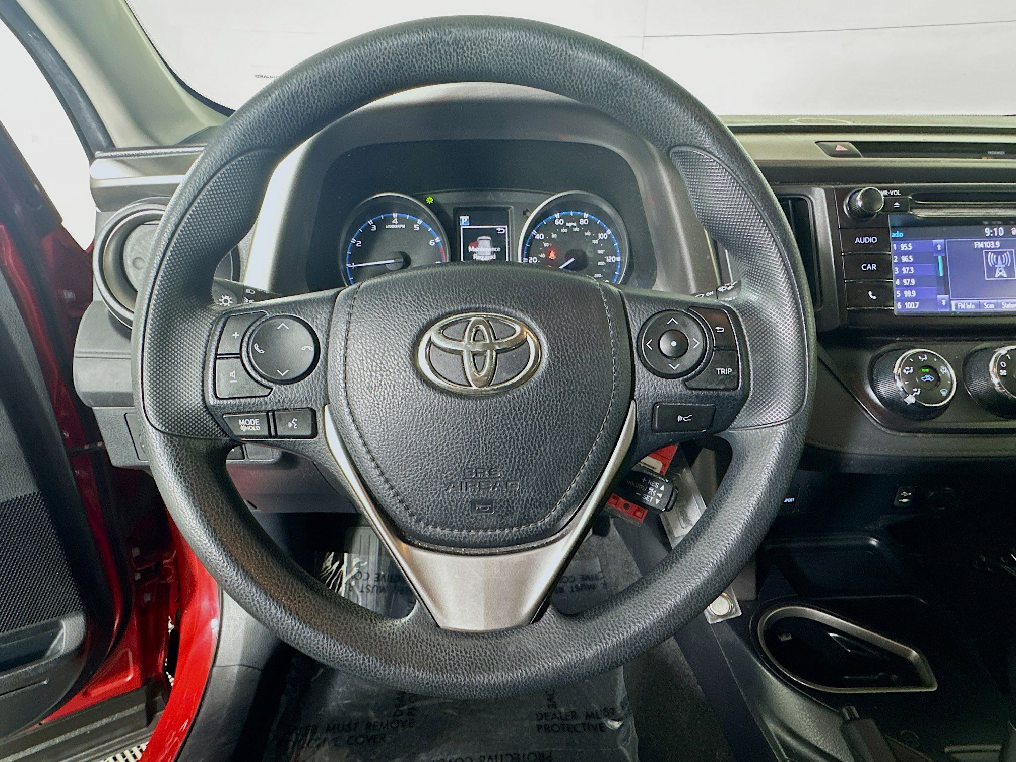 Used 2017 Toyota RAV4 LE FWD image 15