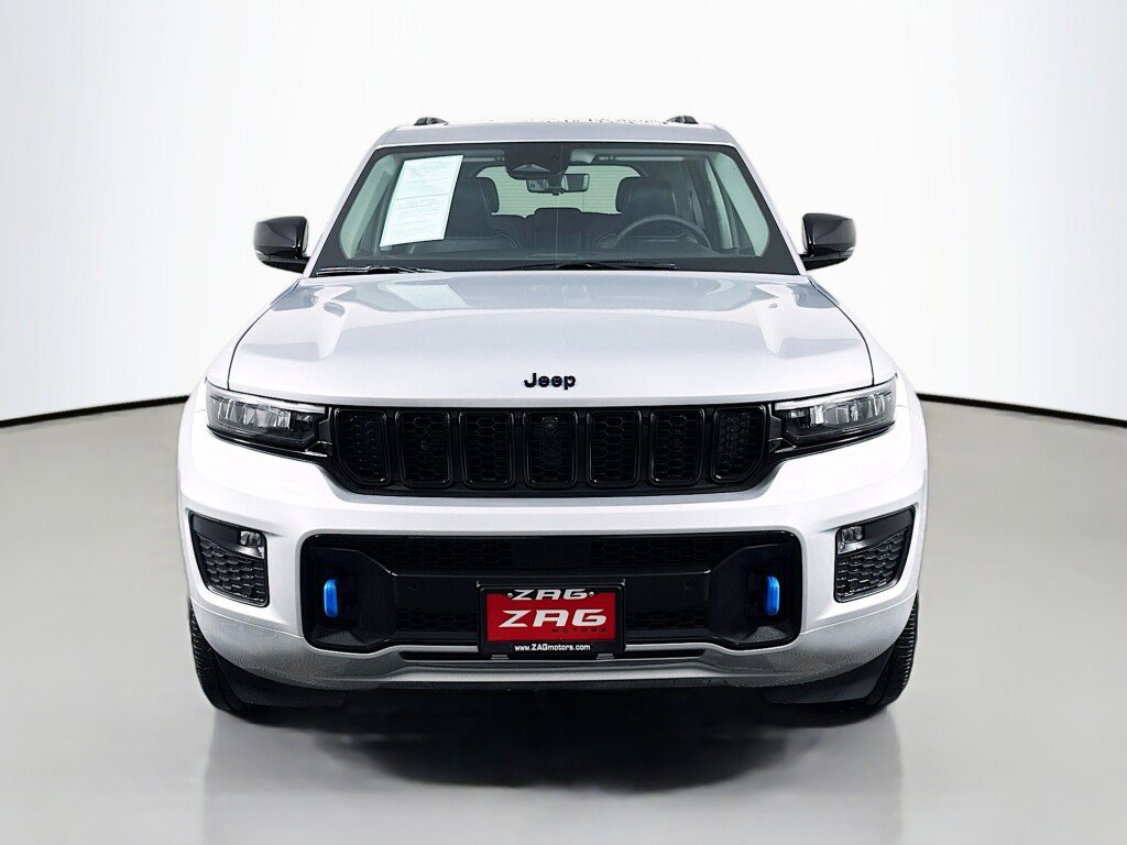 Used 2023 Jeep Grand Cherokee 30th Anniversary image 8