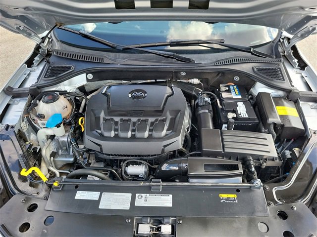Used 2020 Volkswagen Passat 2.0T SEL image 18