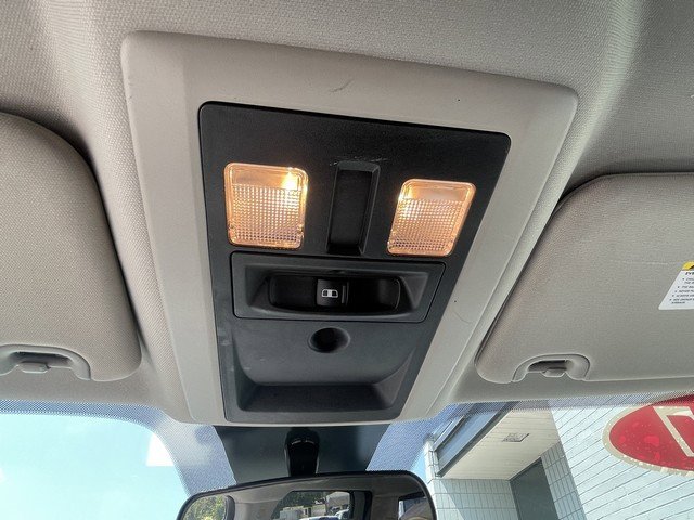 Used 2017 RAM 1500 Classic SLT image 21