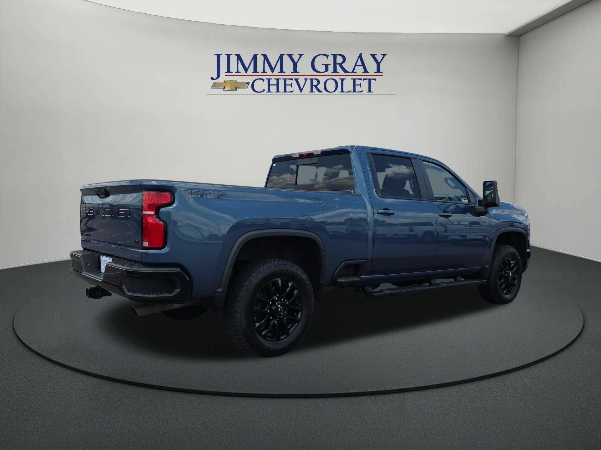 Used 2025 Chevrolet Silverado 2500 LT w/ Trail Boss Package AWD/4WD image 5