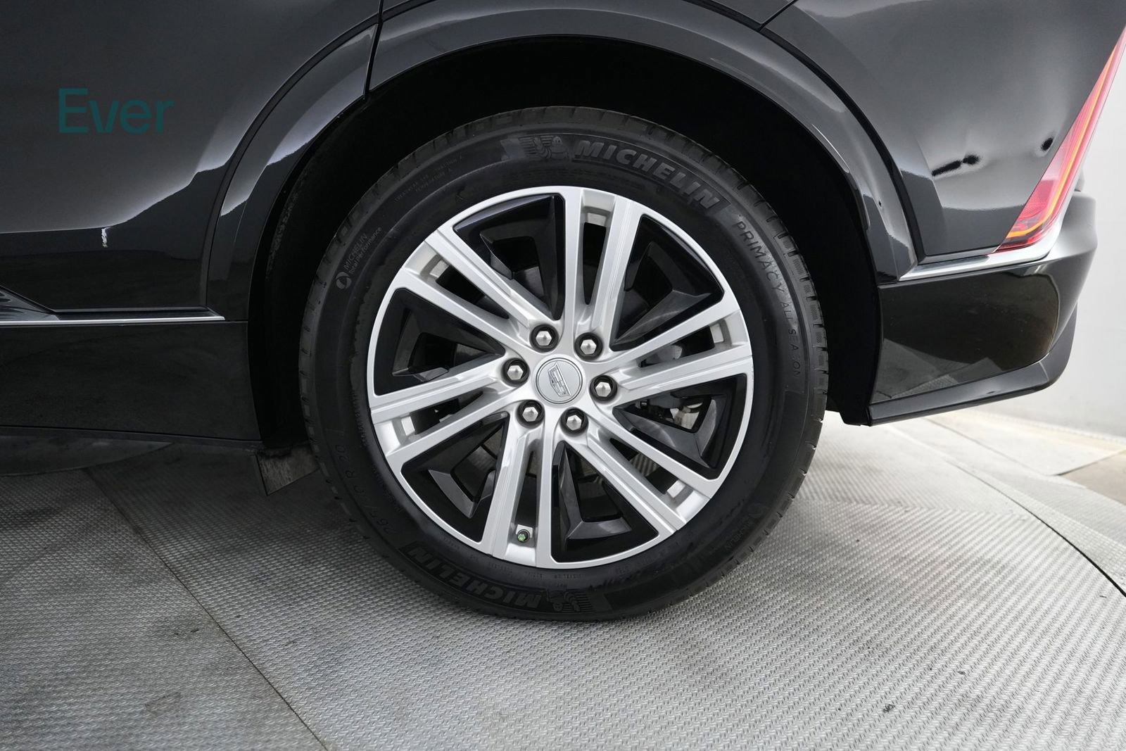 Used 2024 Cadillac Lyriq Tech w/ LPO, Floor Liner Package RWD image 9