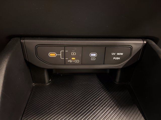Used 2025 Kia K4 FWD image 20