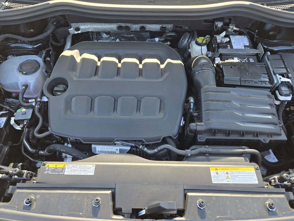 New 2026 Volkswagen Tiguan SEL R-Line image 24