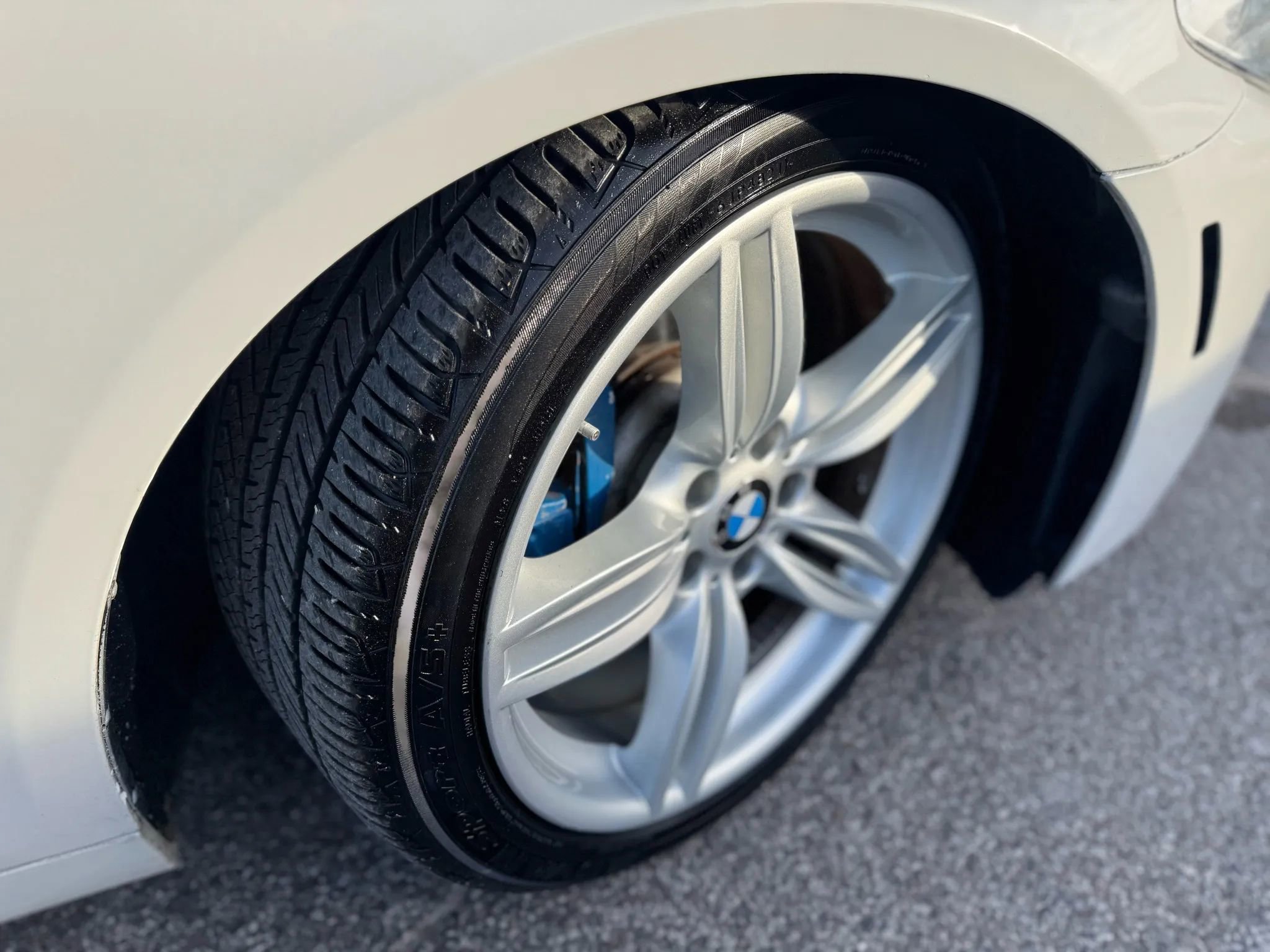 Used 2011 BMW 535i xDrive Sedan image 30