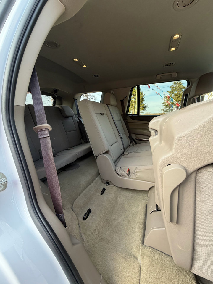Used 2017 GMC Yukon SLE image 17