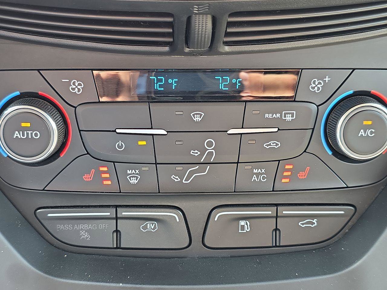 Used 2017 Ford C-MAX Energi SE w/ Equipment Group 401A image 25