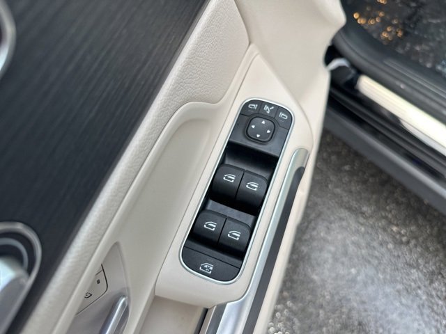 Used 2023 Mercedes-Benz GLB 250 GLB 250 image 27