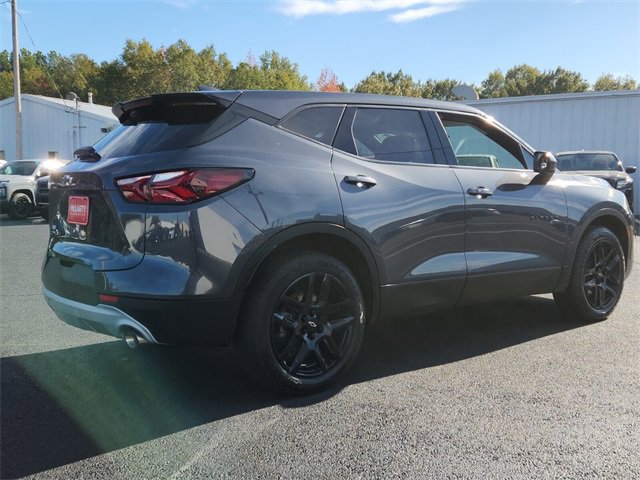 Used 2021 Chevrolet Blazer LT w/ LPO, Black Accent Package image 3