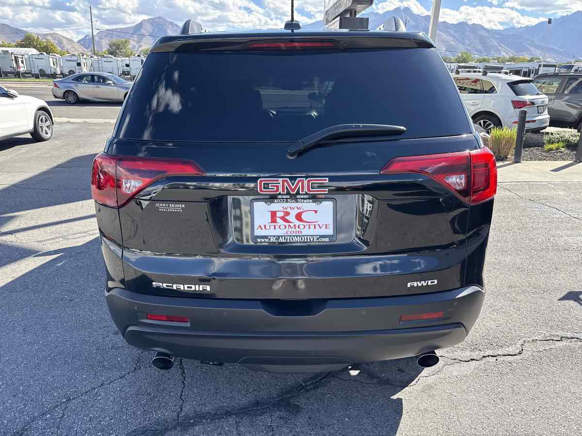 Used 2019 GMC Acadia SLT w/ Black Edition image 6