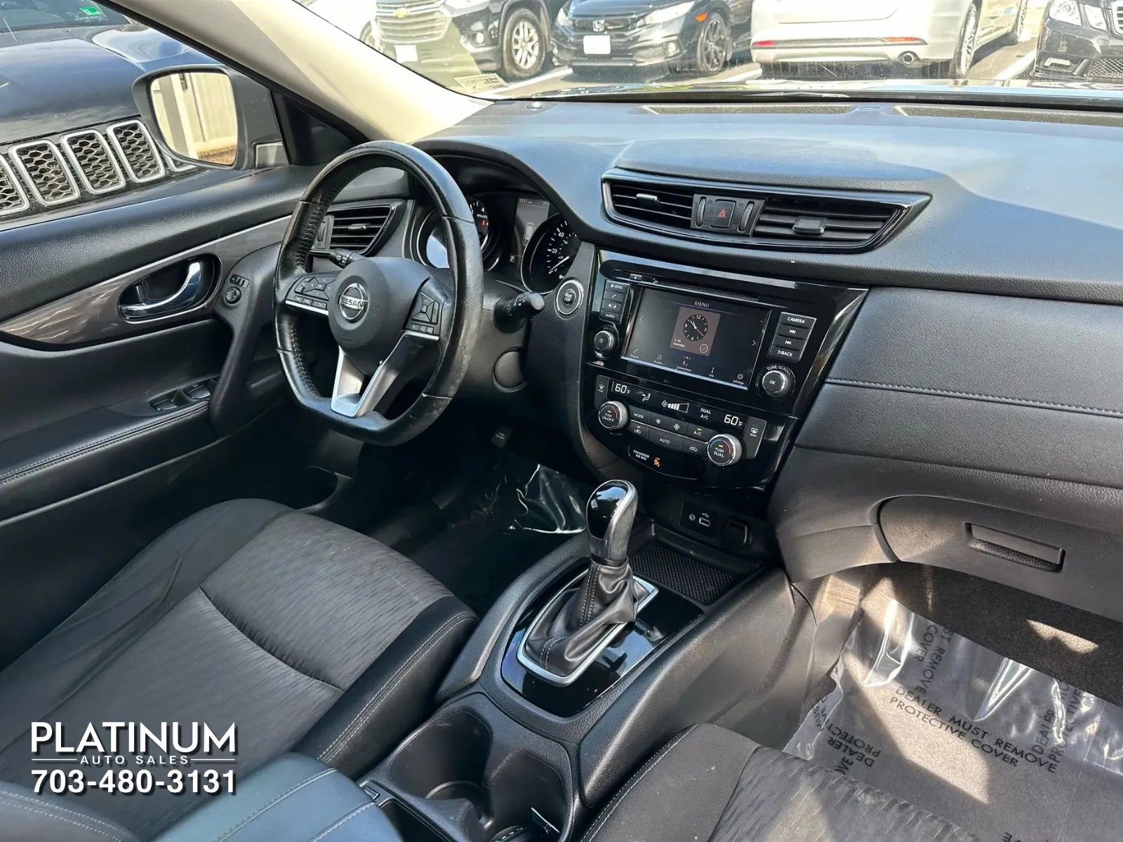 Used 2019 Nissan Rogue SV image 14