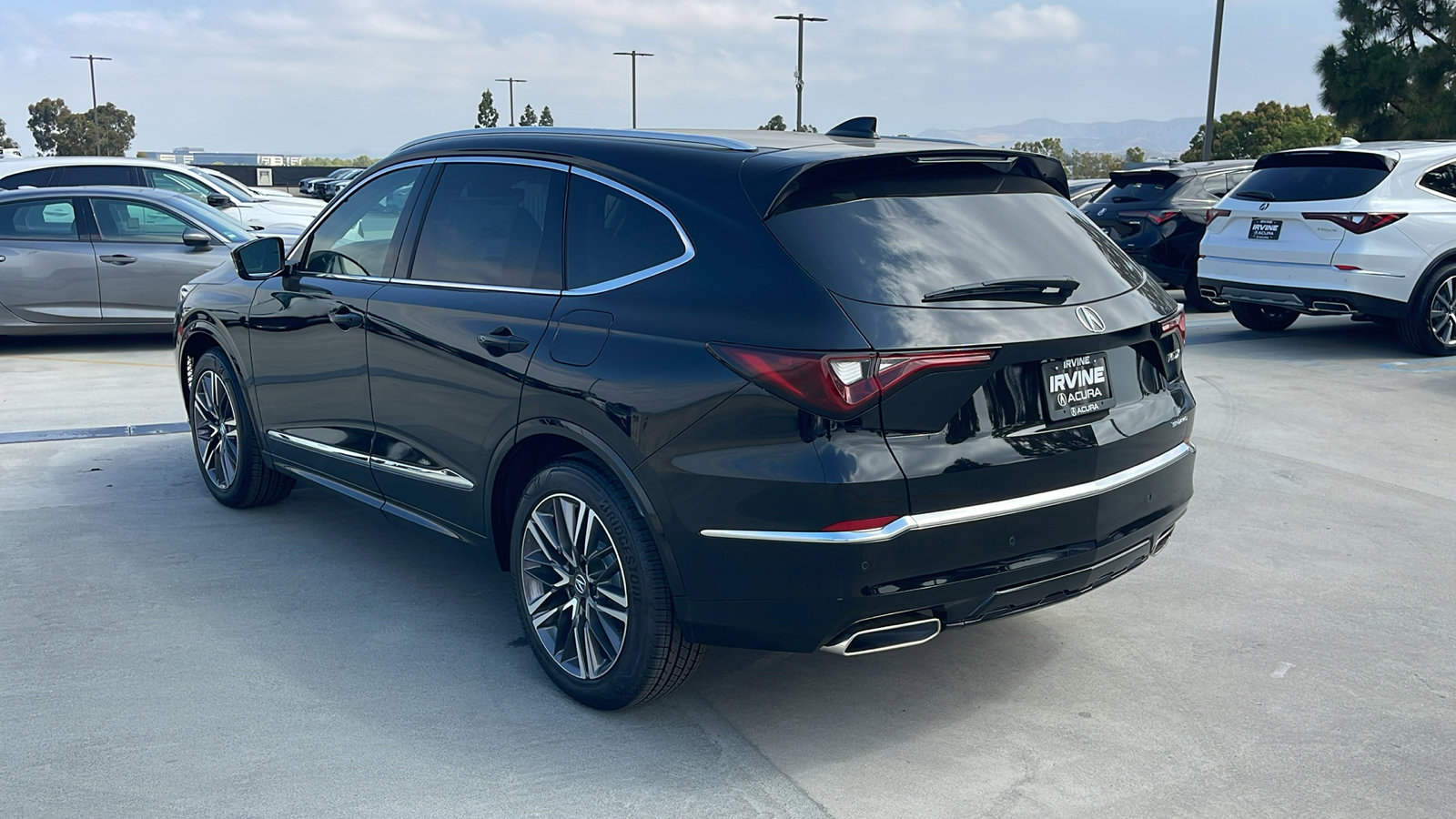 New 2026 Acura MDX SH-AWD w/ Advance Package image 3
