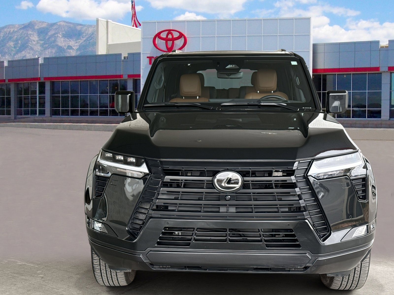 Used 2025 Lexus GX 550 w/ Accessory Package (2T) image 2