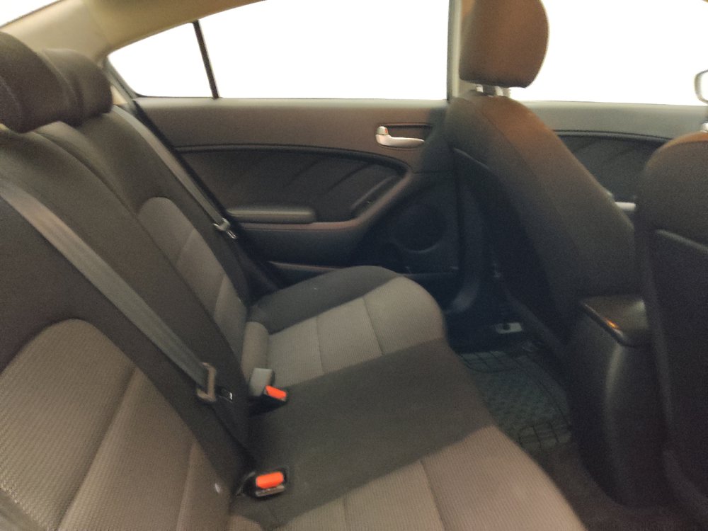 Used 2018 Kia Forte LX FWD image 19
