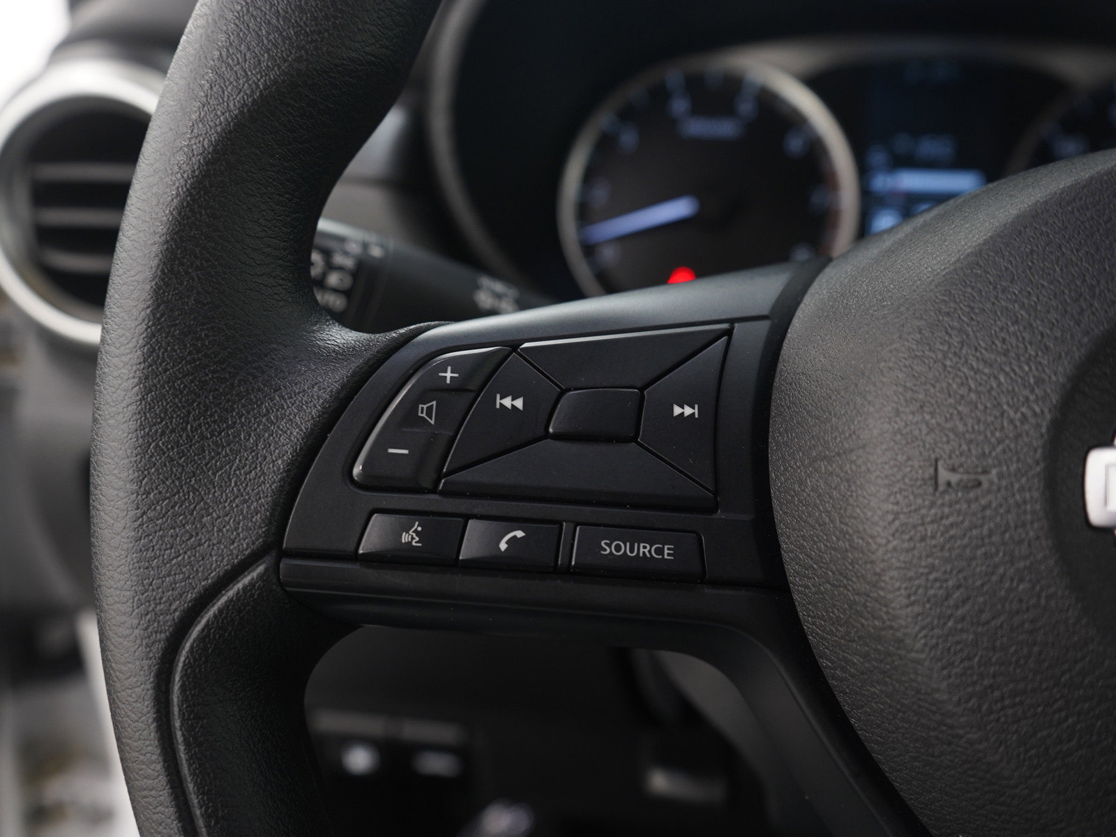 Used 2024 Nissan Versa S w/ Trunk Package image 24