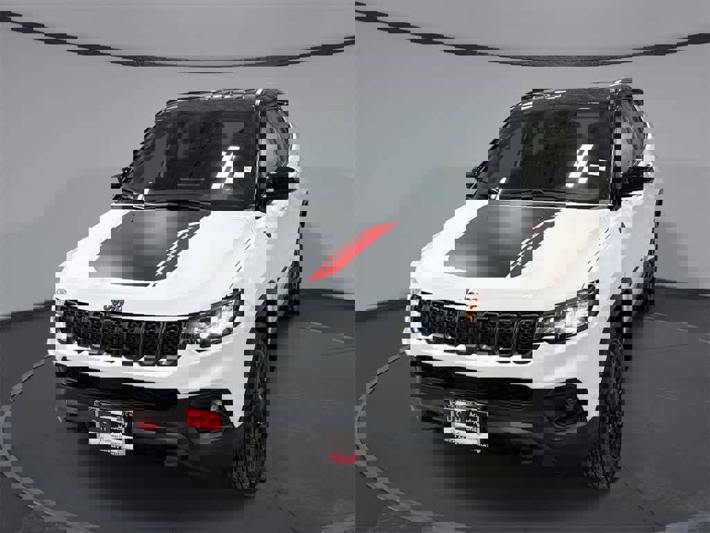 Used 2024 Jeep Compass Trailhawk