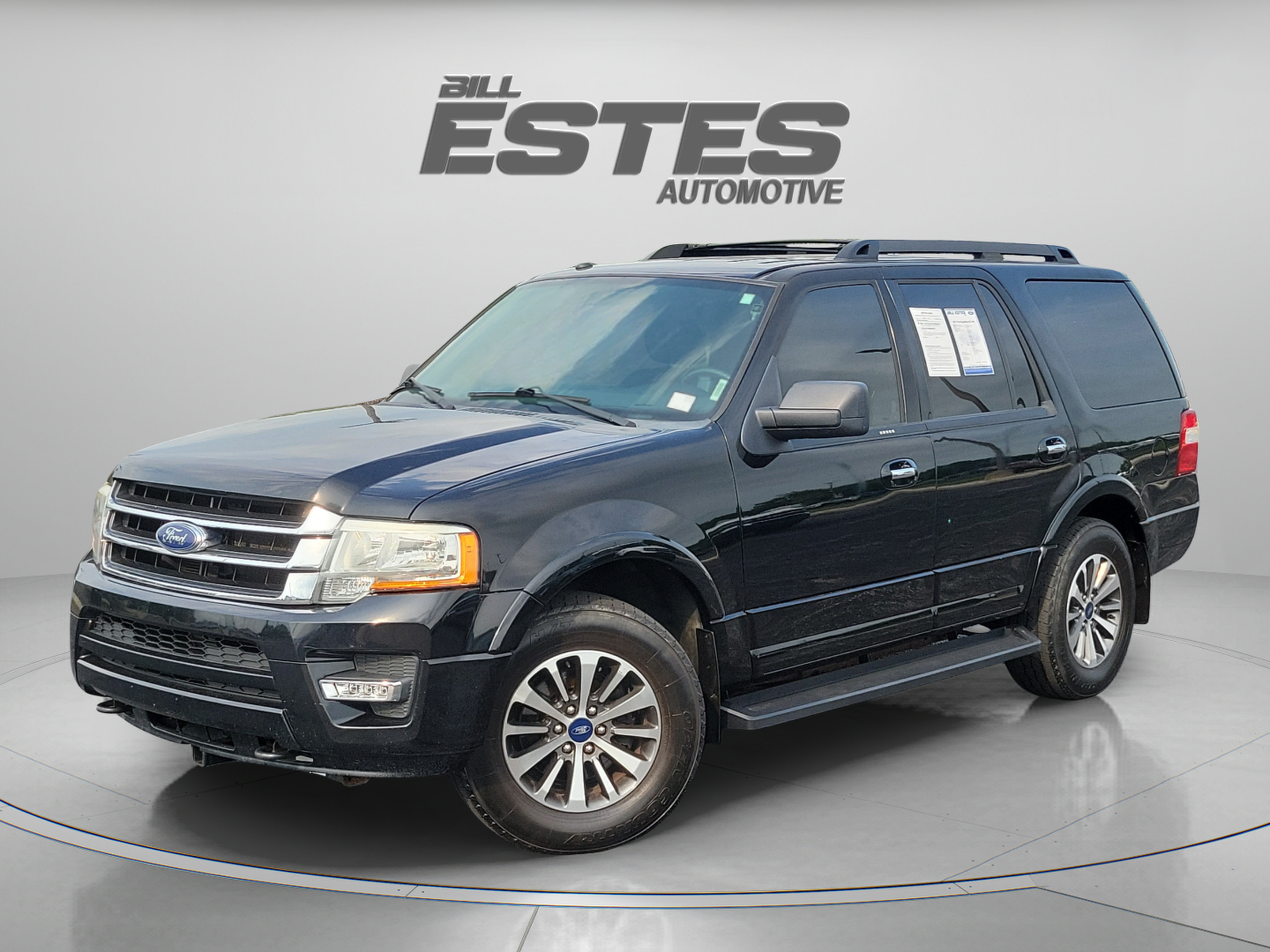 Used 2017 Ford Expedition XLT AWD/4WD image 1