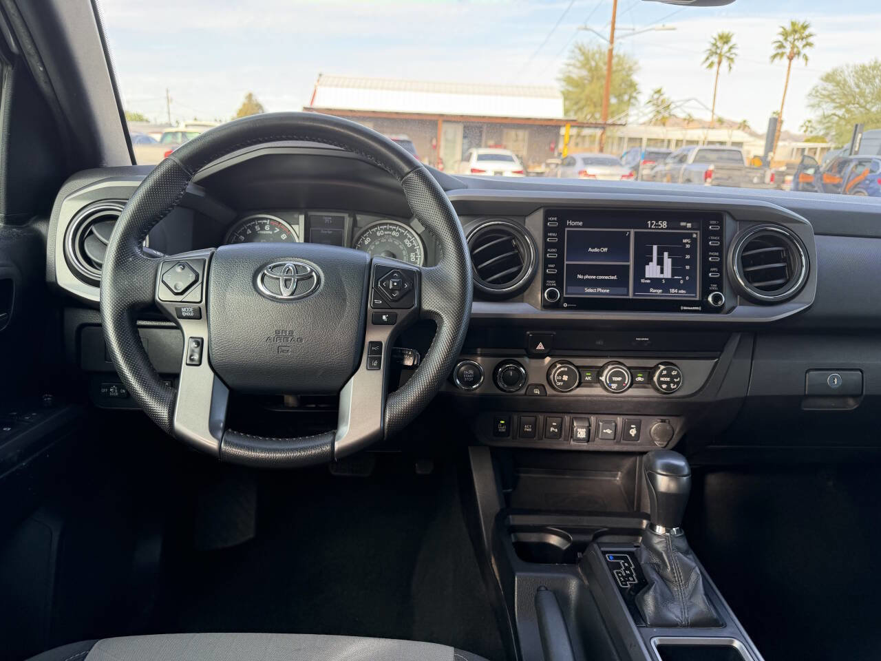 Used 2020 Toyota Tacoma TRD Off-Road w/ Technology Package image 19