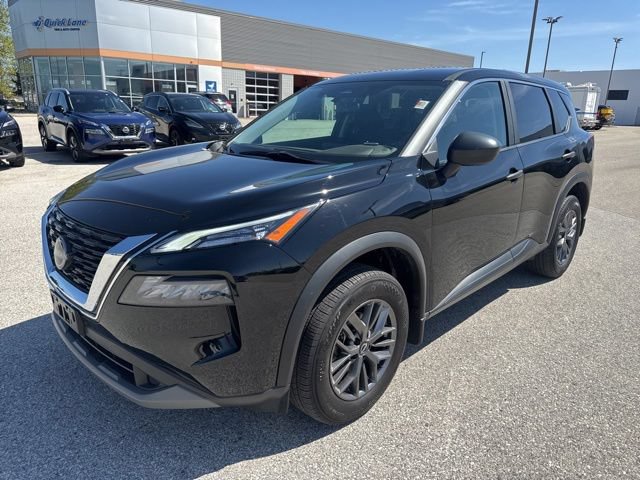 Used 2023 Nissan Rogue S AWD/4WD image 7