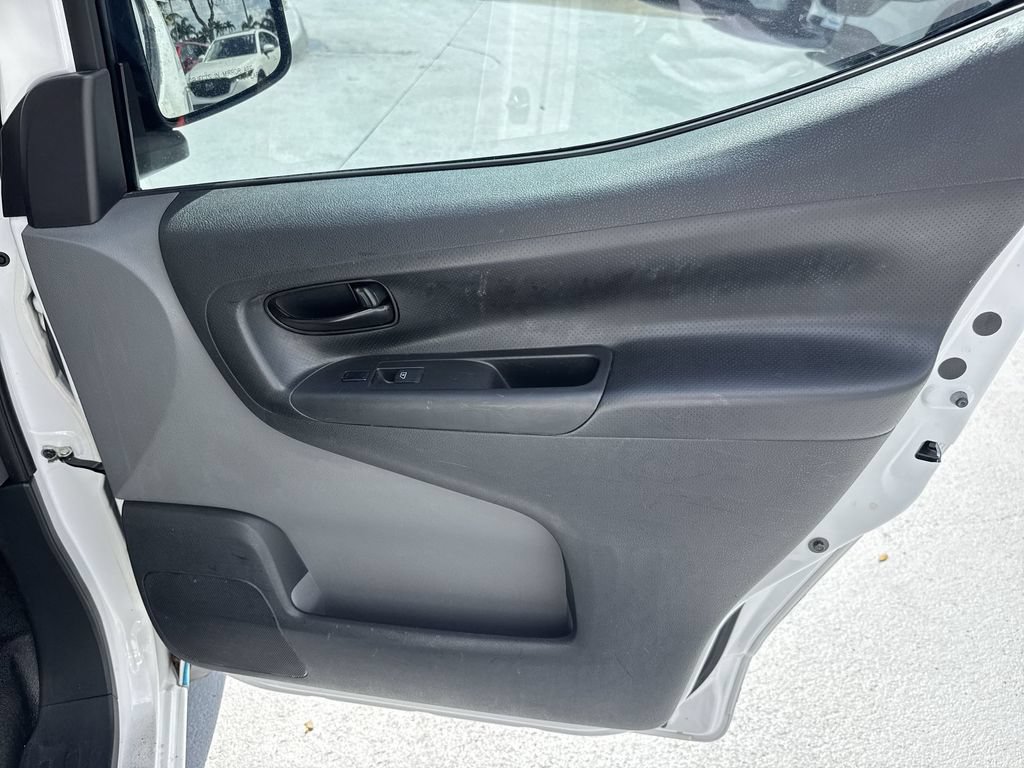 Used 2019 Nissan NV200 S FWD image 39