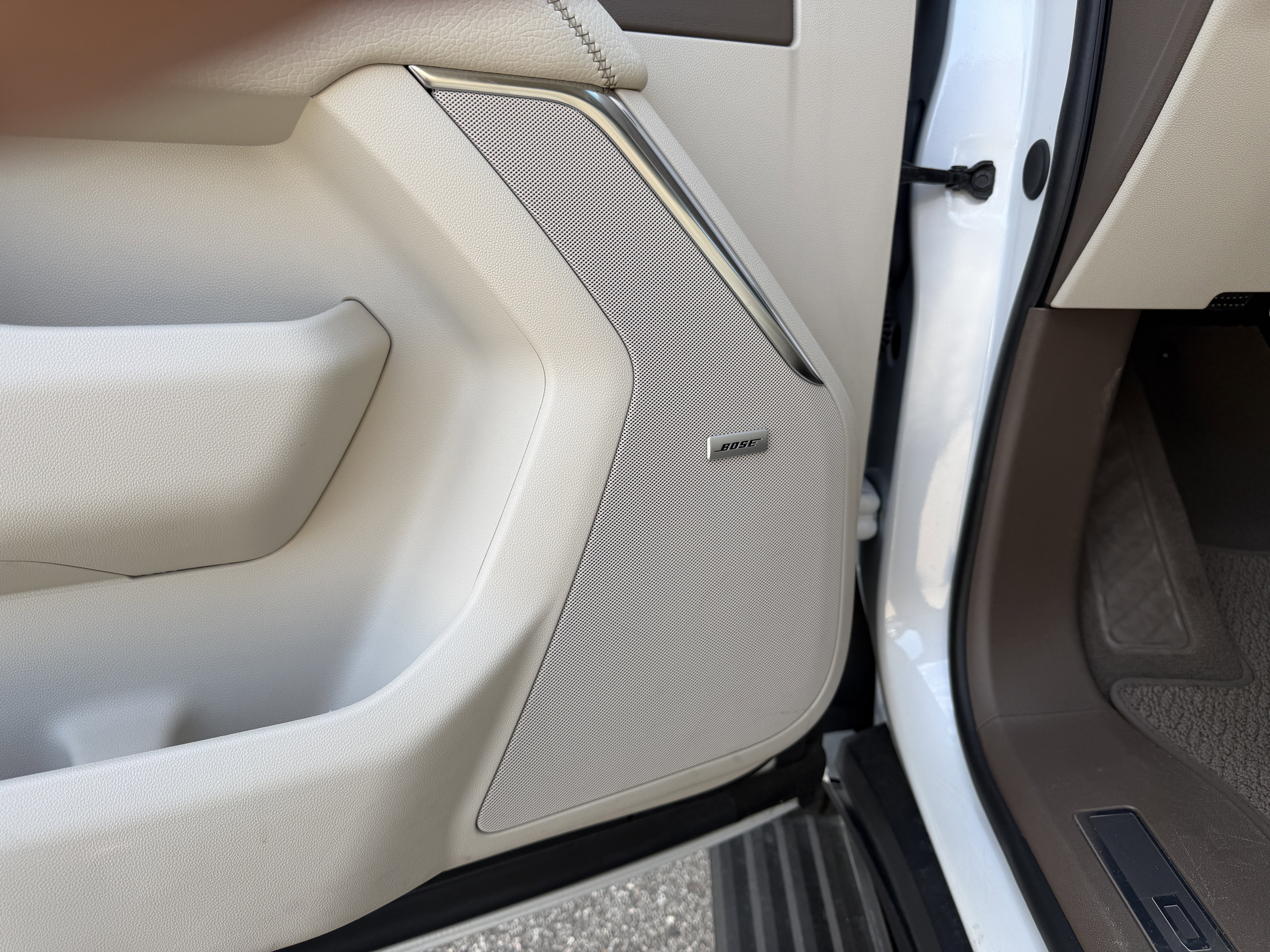 Used 2024 GMC Yukon Denali image 29