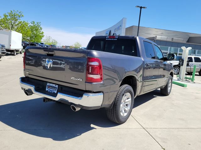 Used 2024 RAM 1500 Laramie AWD/4WD image 3